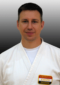 Aaron Bremer Head Instructor Tri-Cities Family YMCA AKS Karate Club